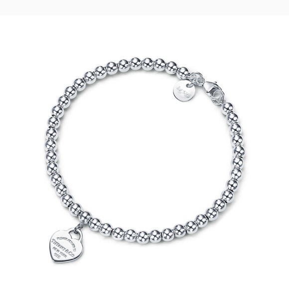 Return to Tiffany bracelet and Mejuri packaging - Picture 2 of 6